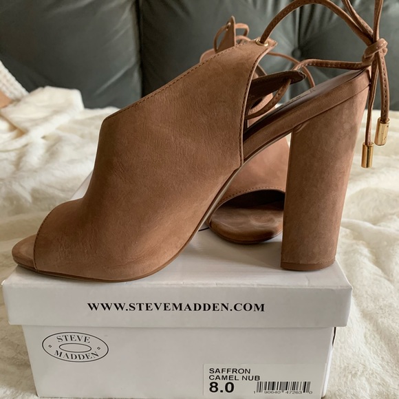 Steve Madden suede heel - Picture 4 of 4